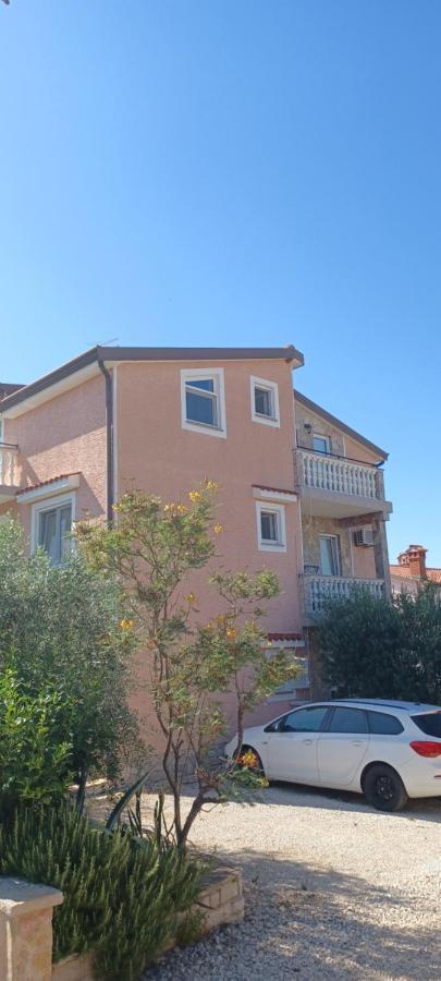 Apartments Vesna Nova Vas  Buitenkant foto