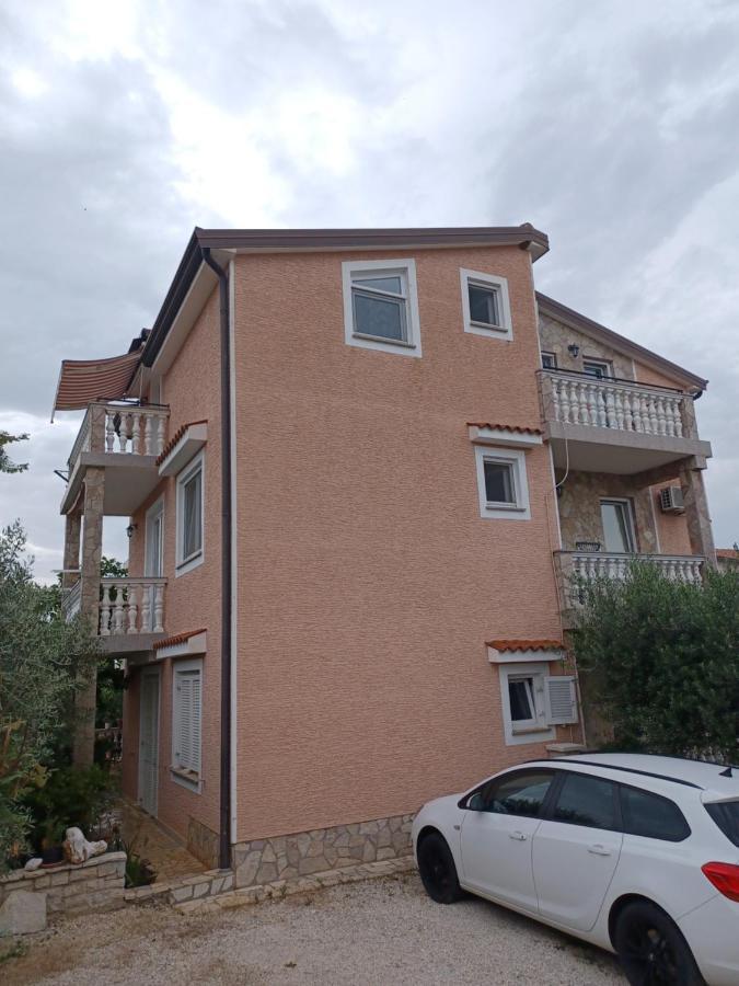 Apartments Vesna Nova Vas  Buitenkant foto